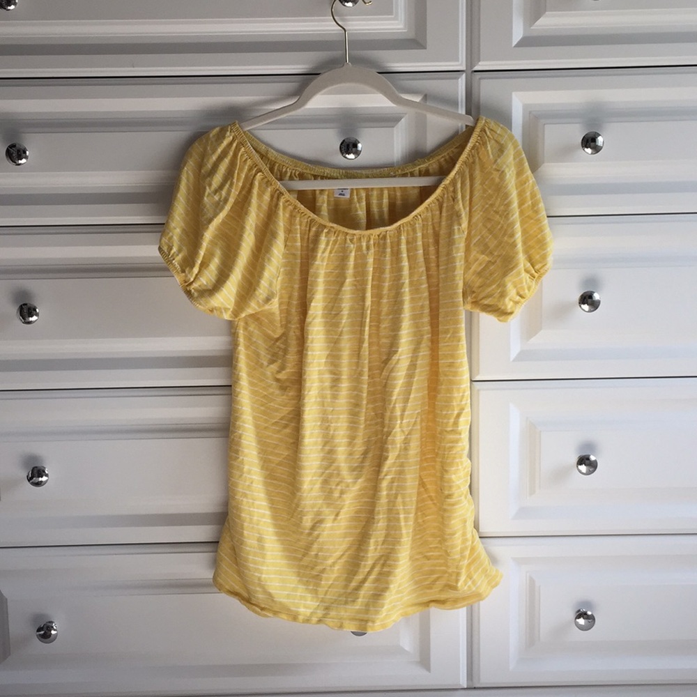 Old Navy Maternity tee